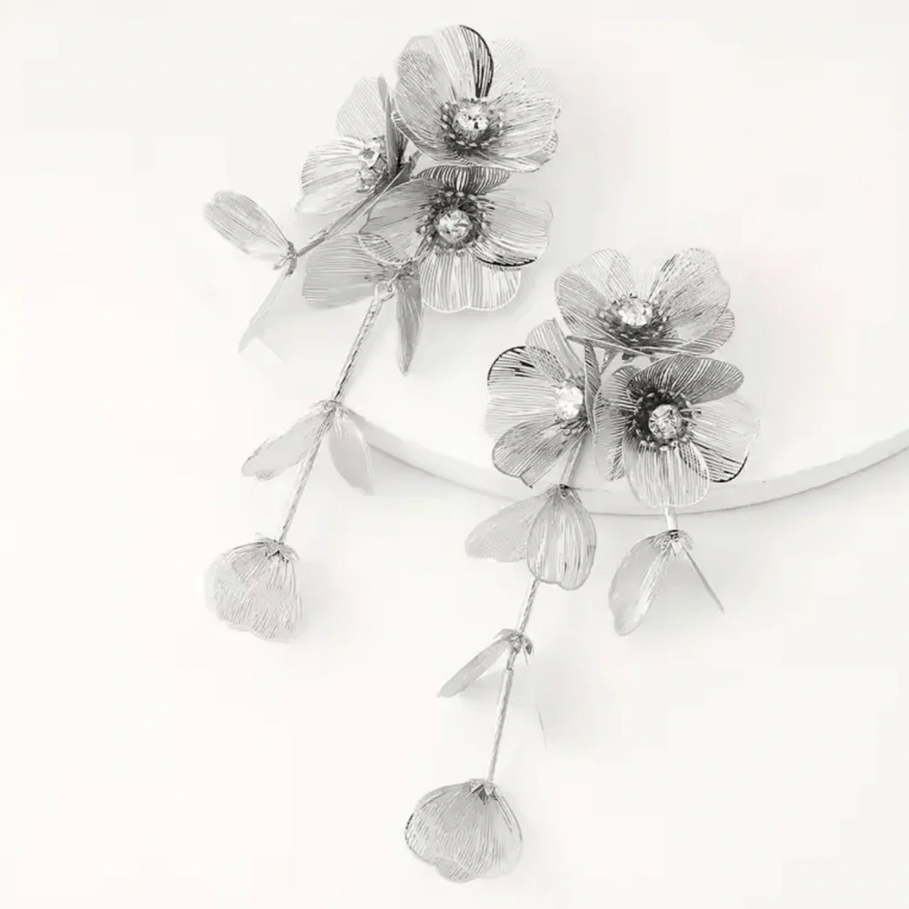 Zara Kate Middleton cascading floral Silver earrings